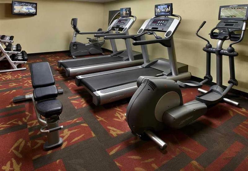 Courtyard By Marriott Pittsburgh Airport Hotel Coraopolis Exterior foto